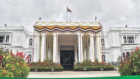 Karnataka Raj bhavan receives bomb threat call search ops underway knp94