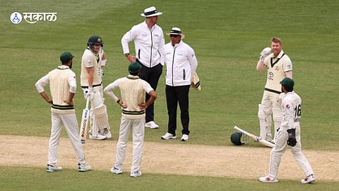 Play Stopped After Third Umpire Richard Illingworth Gets Stuck in Lift at MCG marathi news