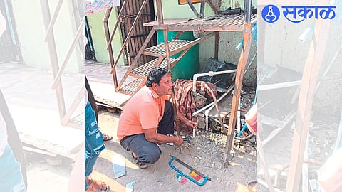 Employees in disconnection of property tax arrears.