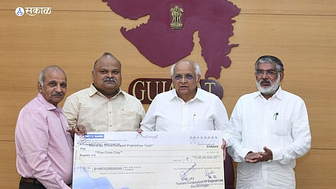 gujarat govt funding for shivshrushti of 5 cr pune marathi news