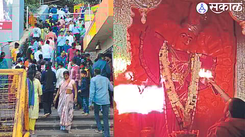 On the second Sunday of the month of Dhanurmas, the rays of the sun fall on the Padakamala of Adimaya. In the second picture, the crowd of devotees to go to the temple from the first step