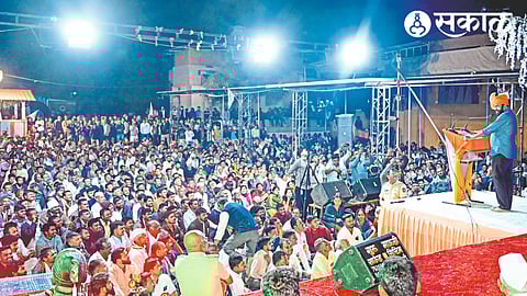 Speaking at a gathering of onion and grape growers on Sunday, President of the State Committee for Divyang Welfare Bachu Kadu.