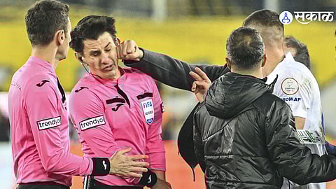 Faruk Koca Punched The Referee