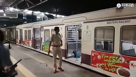 Local Train : विरार ट्रेनमध्ये संशयास्पद बॅग; वसईला थांबवली ट्रेन