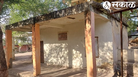 Class room recorded in Zilla Parishad School.