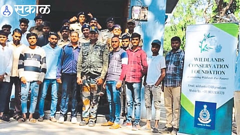 Trainees and forest department officials present on the occasion of jungle safari.