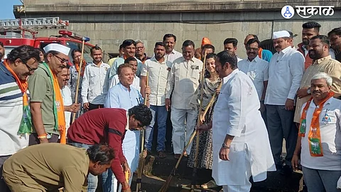 Udayanraje Bhosale wai ganpati ghat road cleaning mission satara