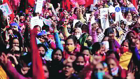 Palghar News: पालघरमध्ये अंगणवाडी सेविकांच्या संपात फूट