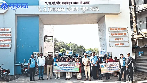 Atul Chavan, Motor Vehicle Inspector, during the launch of Stasuraksha campaign awareness.