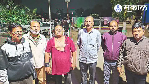 Manish Kumar Gaikwad, an employee and provincial officer who was injured in the beating of the sand mafia