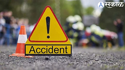 Nashik Accident News : ओझरला कारची रिक्षाला धडक; अपघातात 1 जण ठार 2 जण गंभीर जखमी