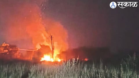 fire caused by an explosion of a gas cylinder.