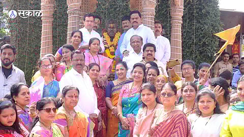 rajan vichare criticize rebel mla shiv sena politician thane