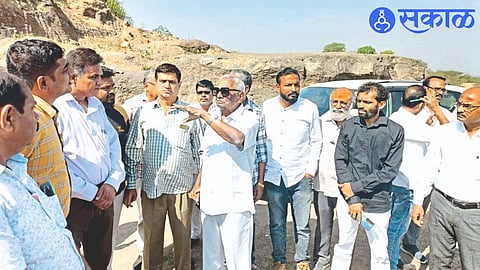 Former MLA Anil Gote inspecting Express Canal