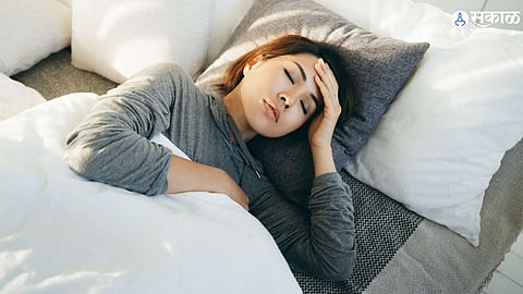 Health Care News : थंडीत तुम्हालाही रात्री घाम येत असेल तर या गंभीर आजारांचा असू शकतो धोका, वेळीच घ्या काळजी