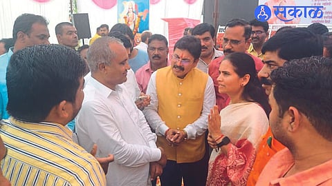 Union Minister of State for Health Dr. Nana Patil and other representatives of Transporters Association during a discussion with Bharti Pawar, District Magistrate Gadve on Wednesday.