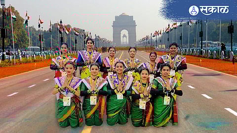 from thane 11 girl perform dance on kartavya path