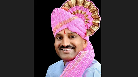 pradeep khandekar