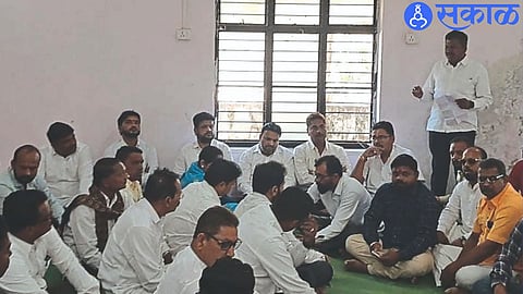 Bhadgaon Officials of all parties attended meeting organized regarding RTO office.