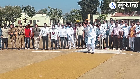 Relief and Rehabilitation Minister Anil Patil while batting at the inauguration of Namdar Cup.