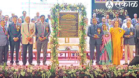 Supreme Court Justice Bhushan Gavai along with the Preamble of the Constitution at the Constitution Amritmahotsav BCMG 2024 programme.