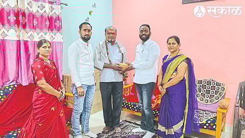 While felicitating Shiv Sena assembly chiefs Kishore Sonawane and Amol Sonawane, Taluka chiefs Pandurang Shelke, Atul Ghate, Sunita Lahere, Babita Kolhe etc.