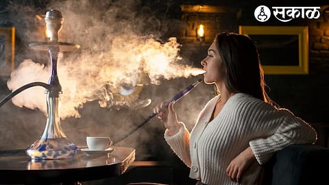 Hookah women file photo