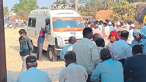 Varangay Cemetery Kolhapur