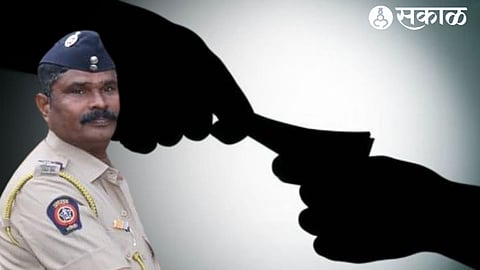Shankar Gosavi bribe taking Constable