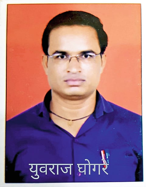 आदर्श शाळा घडवणाऱ्या शिक्षकास अखेर न्याय