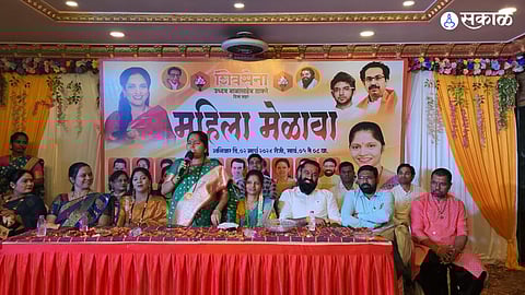 jyoti thakare criticize political leaders of diwa mumbai politics