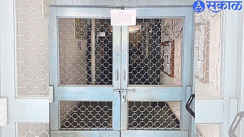 Office of Assistant Sub-Registrar Class 2 closed on Monday due to penning strike by employees of Assistant Sub-Registrar office.