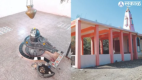 An attractive temple of Visveshwara on the Triveni confluence. In the second photograph, Mahadev's pindi.