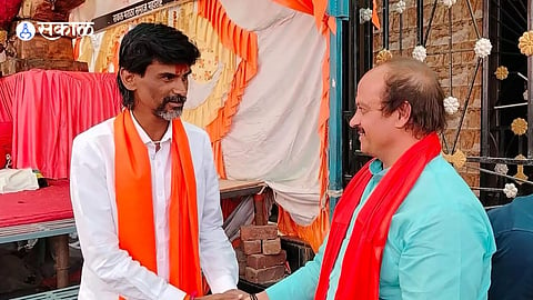 Maratha community meeting Manoj Jarange Patil to decide Lok Sabha election 2024 candidacy  Vasant More joins Marathi News  