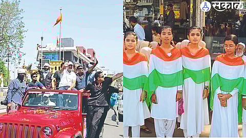 Rahul Gandhi participating in the road show on Agra Road, Students attending Rahul Gandhi's reception in Deopur.