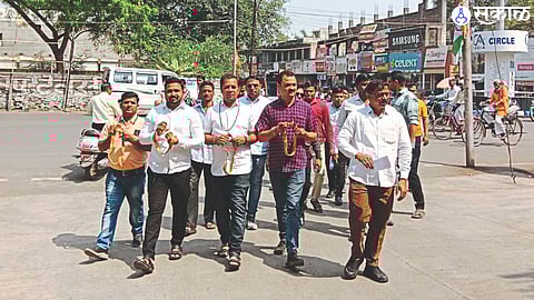 Protesters of 'Vihimp' during protest against road issue.