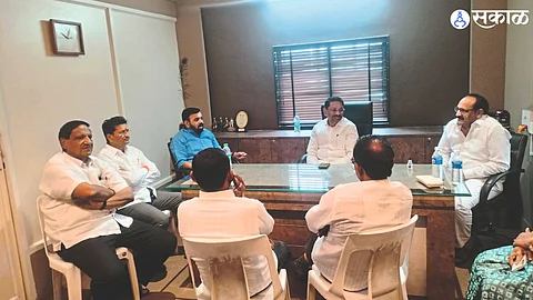 Chief of Shiv Sena Thackeray Party Sanjay Sawant met former Minister Gulabrao Deokar and Valmik Patil of NCP Sharad Chandra Pawar Party.