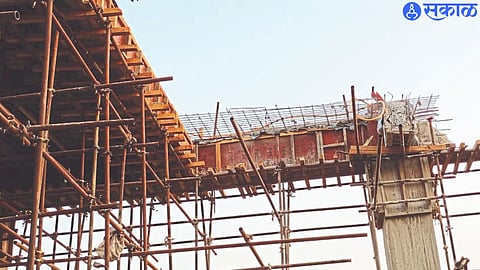 Bodwad Collapsed slab of Upsa irrigation scheme pump house.