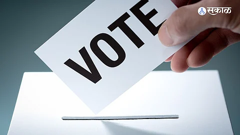 Kolhapur district has 39633 new voters total registration of 3758513 voters lok sabha election