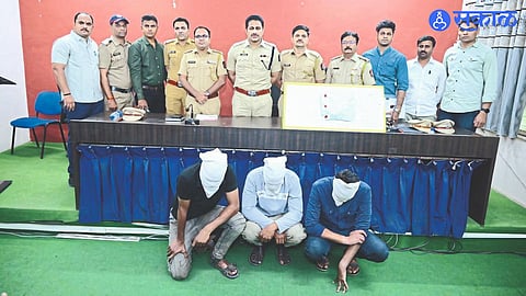 Police officer with suspect with MD of 72 lakhs