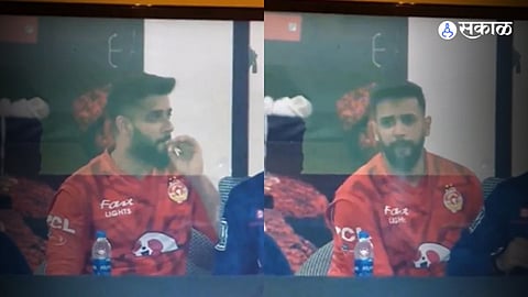 Imad Wasim Spotted Smoking In Dressing Room Marathi News