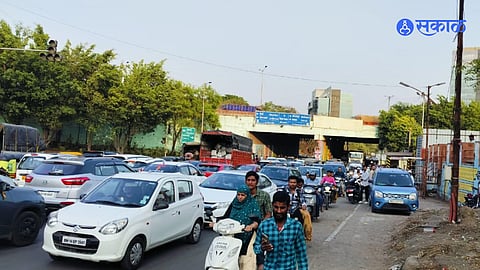 singar Arijit Singh concert creates traffic jams at Mahalunge pune traffic news