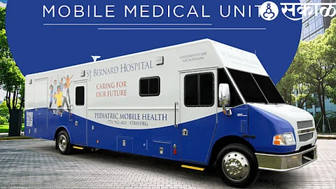 mobile medical unit team