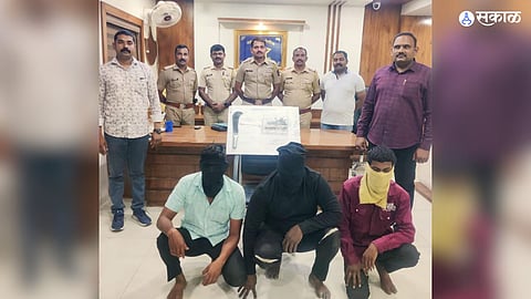 baramati police found gangs of selling pistol on instagram social media