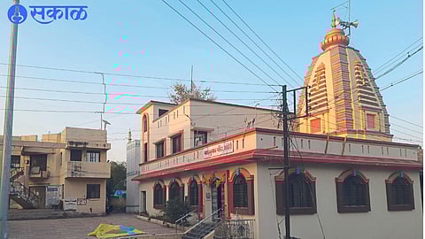 Village Maruti Temple, Mosque