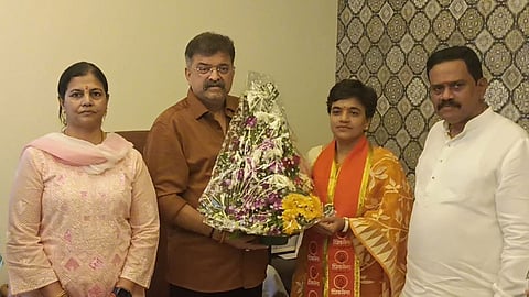 Jitendra Awhad, vaishali darekar and rajan vichare