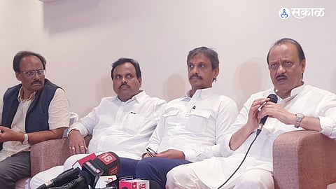 Ajit Pawar : कुठलाच मुद्दा नसल्याने विरोधकांकडून राज्यघटना बदलण्याचा अपप्रचार; अजित पवार म्हणाले...