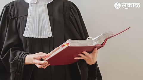 Lawyers Black Coat