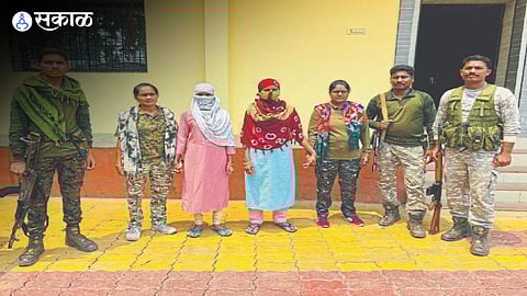 दोन जहाल महिला माओवाद्यांना अटक, राज्य सरकारकडून साडे पाच लाखांचे होते बक्षीस; एक जनमिलिशियाही ताब्यात