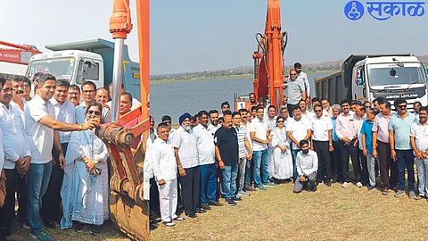 Nashik News : गंगावऱ्हेतून ‘गाळमुक्त धरणास’ प्रारंभ; जिल्हाधिकारी जलज शर्मा यांच्या हस्ते प्रारंभ